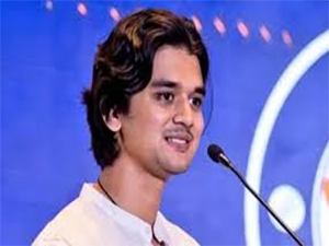 forth-generation-scindia-to-enter-politics